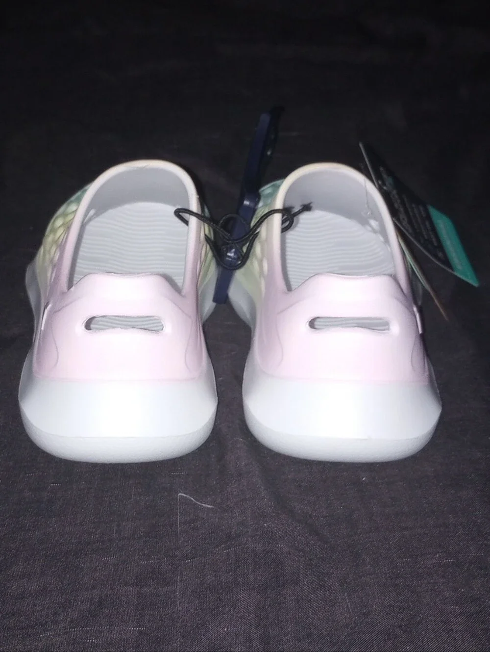 NWT Rugged Shark Slip-On Clogs in Pastel Ombre, Size 10